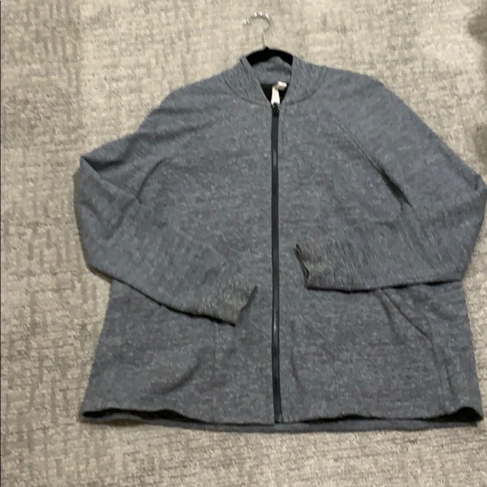 Gray Lululemon sweatshirt
